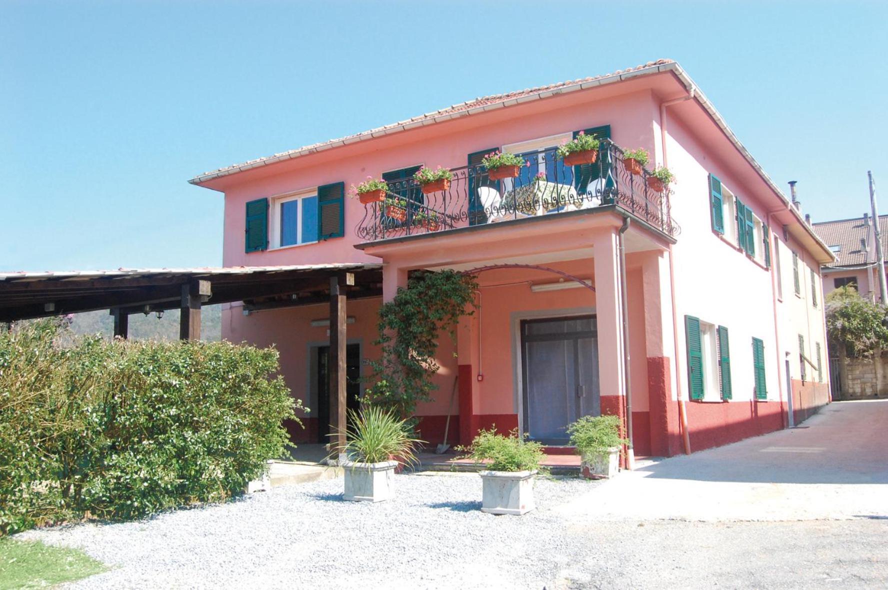 Green Quiet Affittacamere Pignone Exterior foto